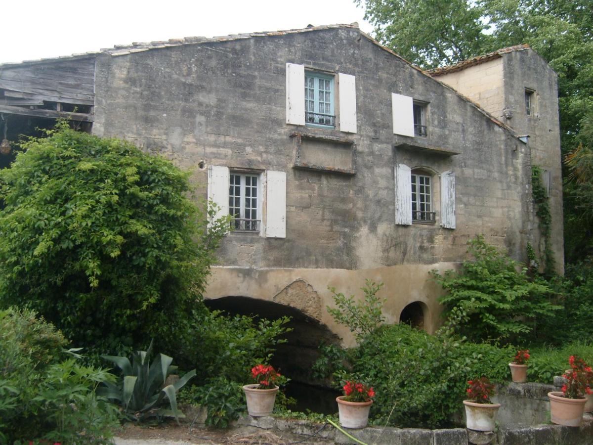 Bed and Breakfast Moulin Du Pont D'Alzon Uzès Exterior foto